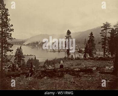 Voir d'Gleenbrook sic Bay, Lake Tahoe, montrant les scieries, brise-lames et paquebots de Carson et Tahoe et bois d'Flume Co., lac également Terminus de Lake Tahoe, N.G.R.R., Carleton Watkins (américain, 1829 - 1916), Lake Tahoe, Nevada, United States, 1868 - 1873, à l'albumine argentique, 40,2 x 52,4 cm (15 x 20 5/8 à 13/16 Banque D'Images