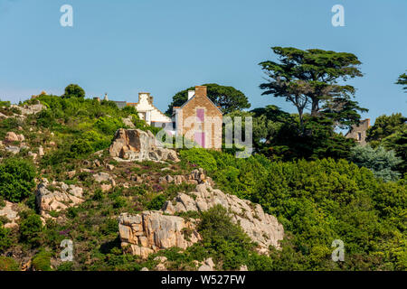 Maisons typiques sur l'île de Brehat. Département des Côtes d'Armor. Bretagne. France Banque D'Images