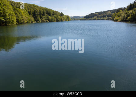 Lingesetalsperre, région du Bergisches Land, Allemagne Banque D'Images