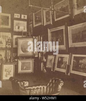 Vue d'une des trois salles consacrées à des photos à Gill's Art Store, et montrant surtout gravures., pas de bouilloire, cuisine américaine, vers 1875, à l'albumine argentique Banque D'Images