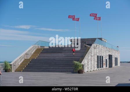 Le prix Stirling 2017 Hastings Pier par dRMM gagnante la pratique du design. Photos : Phillip Roberts Banque D'Images