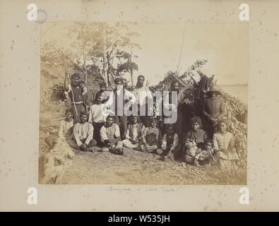 Lac Tyers, aborigènes de Charles Bayliss (Australie, 1850 - 1897), Victoria, Australie, 1887, à l'albumine argentique, 22,4 × 28,9 cm (8 13/16 × 11 3/8'' Banque D'Images