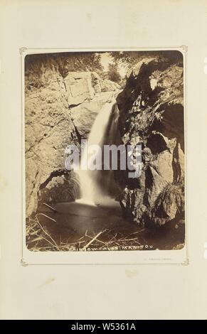 Rainbow Falls, Manitou, Joseph Collier (Américain, né en Écosse, 1836 - 1910), Manitou Springs, Colorado, United States, 1874, à l'albumine argentique, 11,3 × 9 cm (4 7/16 x 3 9/16 in Banque D'Images