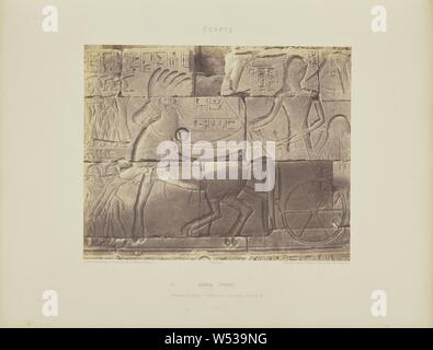 Karnak (Thèbes). Enceinte du Palais - Détails de sculptures, au point N, Félix Teynard (Français, 1817 - 1892), l'Égypte, négatif 1851- 1852, 1853, impression sur papier salé, 24,1 × 30,1 impression cm (9 1/2 po sur 11 7/8 po Banque D'Images