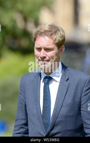 Tobias Ellwood député (Con : Bournmouth est) sur College Green, Westminster, Juillet 2019 Banque D'Images