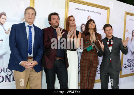 25 juillet 2019, Los Angeles, CA, USA : LOS ANGELES - jan 25 : John Goodman, Danny McBride, Cassidy Freeman Patterson, Edi, Adam DeVine au ''Juste'' Pierres première projection au théâtre Paramount le 25 juillet 2019 à Los Angeles, CA (crédit Image : © Kay Blake/Zuma sur le fil) Banque D'Images