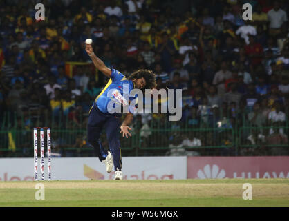 Le 26 juillet 2019, Colombo, Sri Lanka, la province de l'ouest du Sri Lanka : bowler Lasith Malinga offre une balle pendant la première journée d'un match de cricket international entre le Sri Lanka et le Bangladesh à l'R.Premadasa Stadium à Colombo le 26 juillet 2019. Credit : Pradeep Dambarage/ZUMA/Alamy Fil Live News Banque D'Images