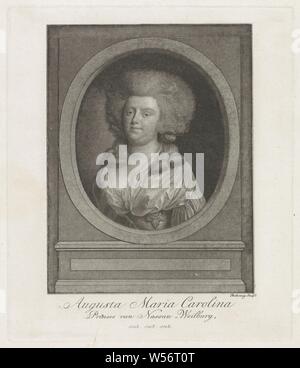 Portrait d'Augusta Maria Carolina de Nassau-Weilburg, Portrait d'Augusta Maria Carolina dans un ovale. Dans la marge du bas son nom et les titres, Augusta Maria Carolina de Nassau Nassau-Weilburg, Chambre ligne Walram, Benjamin Samuel Bolomey (mentionné sur l'objet), La Haye, 1780 - 1819, le papier, gravure, h 236 mm × W 199 mm Banque D'Images