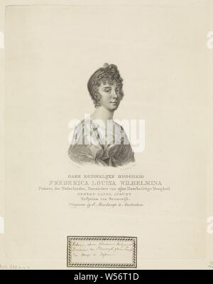 Portrait de Louise, Princesse d'Orange-Nassau, portrait de Louise. Cinq lignes de texte en néerlandais dans la marge inférieure. En bas à droite 'Test de la preuve'. Ci-dessous c'est un stylo, collés avec signature (Princess Louise d'Orange-Nassau), Willem van Ethemi (mentionné sur l'objet), 1806 - 1834, le papier, gravure, h 301 mm × W 240 mm Banque D'Images