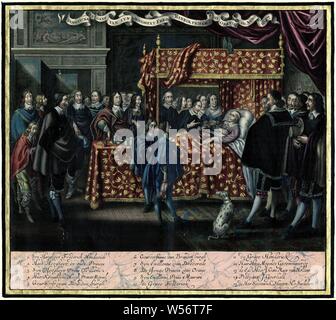 Dodelycke Uytgang Hoogheyt syn par Fred. Prince Hendrik van Oranje etc. Anno 1647 Begraeffenisse hoogheyt de syne Frederick Henrick. Couleur de l'édition luxe imprime de la procession funéraire de Frederik Hendrik en 1647 (titre de la série), Frederik Hendrik sur son lit de mort, entouré de sa famille et de ses amis. Ci-dessous le montrent les noms de quinze des personnes présentes sont mentionnés. Impression couleur dans cadre doré et collé dans l'édition de luxe à partir de ca. 1755 du livre 'Begraeffenisse hoogheyt Henrick van syne Frederick' par Pieter Post, publié à Amsterdam en 1651, Frederik Hendrik ( Prince Banque D'Images