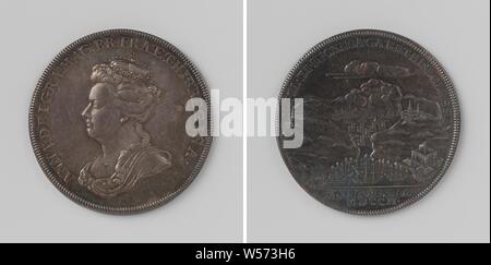 Bataille de Vigo (Vigos) : l'incendie de la flotte espagnole et française, médaille d'argent. Avers : buste de femme à l'intérieur d'inscription. Marche arrière : vue sur la baie de Vigo avec brûler les navires, la flotte anglo-néerlandaise située à l'embouchure de la baie dans l'inscription, au-dessus de l'inscription, Vigo, Galice, Anna Stuart (Reine d'Angleterre et l'Ecosse), John Croker, Londres, 1702, de l'argent (métal), frappant (métallurgie), d 3,7 cm × W 18,12 Banque D'Images