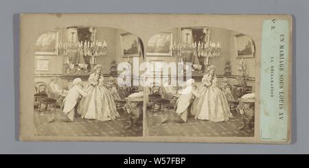 Représentation théâtrale d'une proposition de mariage basé sur la pièce Un mariage sous Louis XV par Alexandre Dumas Un mariage sous Louis XV la déclaration (titre sur l'objet), proposition, déclaration d'amour, de l'Europe, Charles Paul Furne (attribué à), 1859, carton, papier photographique, à l'albumine, h 85 mm × W 170 mm Banque D'Images