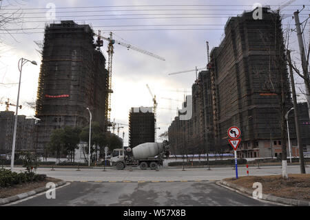 Les immeubles à appartements en construction à Nantong, Chine Banque D'Images