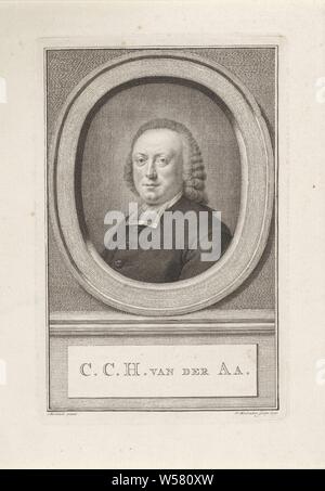 Portrait de Christianus Carolus Henricus van der Aa C.C.H. van der Aa (titre sur l'objet), buste à gauche de Christianus Carolus Henricus van der Aa dans un ovale. Sous le portrait de son nom., Carolus Christianus Hendricus van der Aa, Jacob Houbraken (mentionné sur l'objet), Amsterdam, 1772, papier, gravure, h 185 mm × W 120 mm Banque D'Images