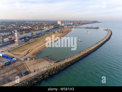 Vue aérienne de Herne Bay Harbor Banque D'Images