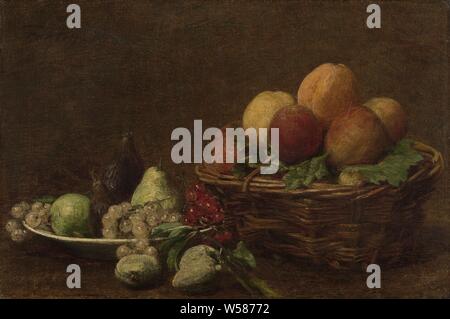 Nature morte avec fruits, Nature morte avec des fruits. Plat blanc avec des raisins et de la poire, sur le droit d'un panier de pommes et autres fruits., Henri Fantin-Latour, ch. 1880 - c. 1890, la toile, la peinture à l'huile (peinture), h 28,3 cm × 42,8 cm × w t 2,5 cm d 10,8 cm Banque D'Images