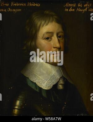 Portrait de Frederick Henry, Prince d'Orange, Portrait de Frederik Hendrik (1584-1647), Prince d'Orange. Buste à droite, en armure. La copie d'après portrait par Gerard van Honthorst à partir de 1650. Partie de la série de portraits de la Stadhouderlijk Hof à Leeuwarden, Gerard van Honthorst (atelier de), ch. 1653, tableau de bord, de la peinture à l'huile (peinture), support : h 29,9 cm × 24,1 cm w t 1,3 cm d 3,0 cm Banque D'Images