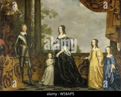 Frederick Henry, son épouse Amalia de Solms, et leurs trois plus jeunes filles Portrait de Frederik Hendrik (1584-1647), Prince d'Orange, son épouse Amalia de Solms (1602-1675) et ses trois plus jeunes filles Albertina Agnes (1634-1696), Henrietta Catharina (1637-1708), et Maria (1642-1688), Portrait de famille de Frederik Hendrik, Prince d'Orange avec sa femme Amalia van Solms et ses trois plus jeunes filles Albertina Agnes, Henrietta Catharina et Maria. Tous à pleine longueur, debout sur un balcon, les colonnes gauche et droite et de lourds rideaux. Deux putti avec laurel voler au-dessus des couronnes Banque D'Images