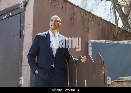 Cory Booker, le sénateur du New Jersey et de 2020 le candidat démocrate, photographié à Milwaukee, Wisconsin, le mardi 23 avril, 2019. Banque D'Images