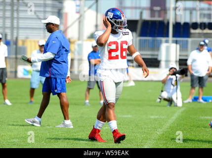 East Rutherford, New Jersey, USA. 26 juillet 2019 : 26 juillet, 2019 : New York Giants Running Back SAQUAN BARKLEY (26) camp d'entraînement au cours de l'action au centre de formation, de diagnostic Quest East Rutherford, New Jersey (crédit Image : © CohenZUMA Bennett sur le fil) Credit : ZUMA Press, Inc./Alamy Live News Banque D'Images