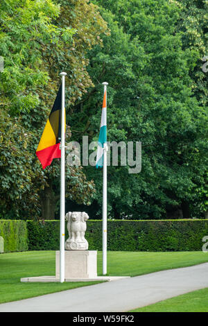 Bruxelles, Flandre, Belgique - le 19 juin 2019 Historique : Porte de Menin. Statue en l'honneur de soldats du Commonwealth, les Indiens tués au cours de la PREMIÈRE GUERRE MONDIALE. Affaires indiennes et Bel Banque D'Images