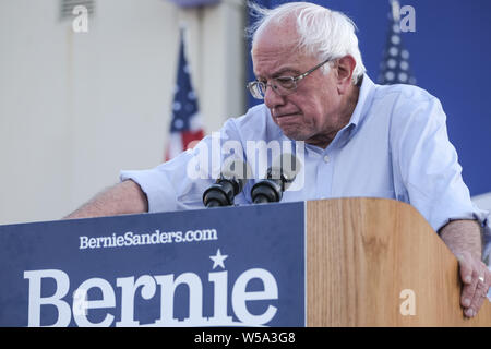 28 janvier 2018 : Bernie Sanders parle à un rassemblement à Santa Monica High School, à Santa Monica, CA Crédit : Jason Ryan/ZUMA/Alamy Fil Live News Banque D'Images