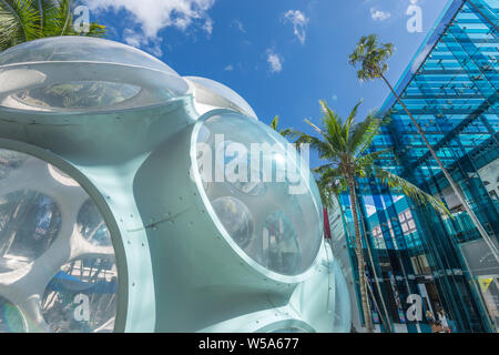 Oeil de mouche DOME (©Buckminster Fuller INST 2014) PALM COURT (©SB ARCHITECTS 2018) MIAMI DESIGN DISTRICT MIAMI FLORIDA USA Banque D'Images