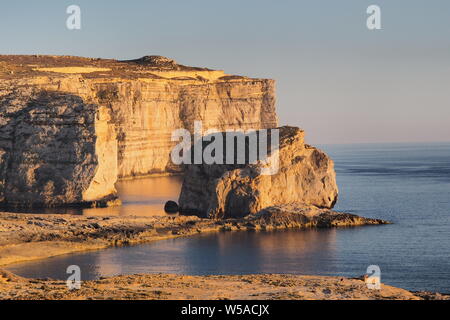 Rock en champignon Dwejra Bay, San Lawrenz, Gozo, Malte Banque D'Images