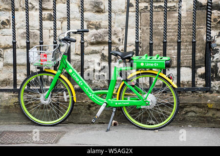 Vélo électrique ou vélo électronique par Lime E à Londres, Royaume-Uni Banque D'Images