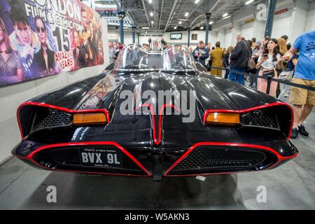 Londres - le 27 juillet 2019 : la Batmobile 1966 est sur l'affichage au cours de la London Film & Comic Con 2019 à l'Olympia Exhibition Centre, 75015. Utilisez uniquement éditoriale Banque D'Images