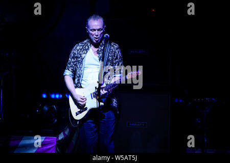 Gary Kemp un guitariste de la Nick Mason's Saucerful of Secrets Rock psychédélique effectué un show de Toronto. Banque D'Images