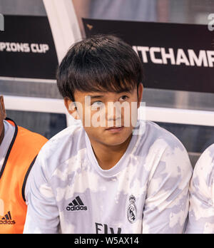 East Rutherford, NJ - Juillet 26, 2019 : Takefusa Kubo (26) du Real Madrid est assis sur le banc au cours de match contre l'Atletico Madrid dans le cadre du tournoi de la CPI au stade Metlife Atletico a gagné 7 - 3 Banque D'Images