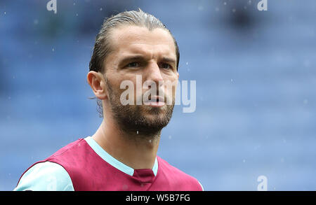 Burnley's Jay Rodriguez en action contre Wigan Athletic, lors de la pré-saison match amical au stade DW, Wigan. Banque D'Images