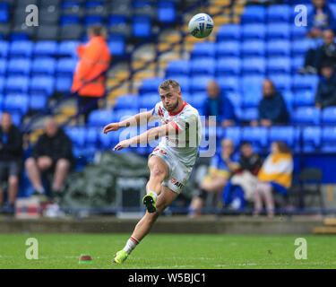 Bolton, Royaume-Uni. 27 juillet, 2019. 27 juillet 2019, stade de l'Université de Bolton, Bolton, Angleterre ; Corail 2019 Challenge Cup, demi-finale contre St Helens RLFC Halifax ; Danny Richardson (7) de St Helens convertit Crédit : Mark Cosgrove/News Images Nouvelles Images /Crédit : Alamy Live News Banque D'Images