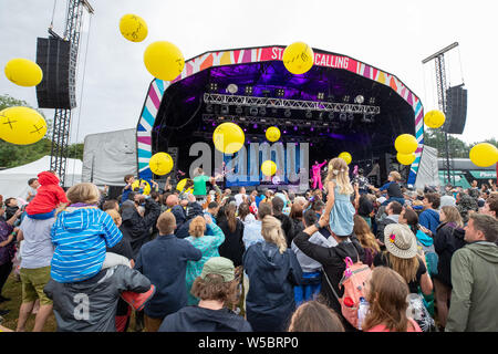 Standon, UK. Samedi 27 juillet 2019. Elvana fonctionne à Standon Composant situé dans le pittoresque en raison de Standon Seigneurie © Jason Richardson / Alamy Live News Banque D'Images