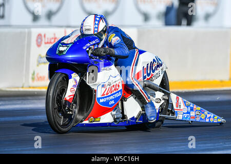 Sonoma, Californie, USA. 27 juillet, 2019. Hector Arana sur son Lucas Oil pro stock bike glisser pendant la CNDP Ressortissants Sonoma Raceway à Sonoma à Sonoma, Californie. Chris Brown/CSM/Alamy Live News Banque D'Images