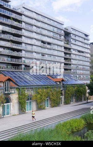 Paris - Éco-quartier Clichy-Batignolles dans le 17e arrondissement est développé est l'un des éco-quartiers (eco quartiers) à Paris, France, Europe. Banque D'Images