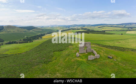 Vue aérienne du château de Dunnideer, près d'Insch, Aberdeenshire, Écosse. Banque D'Images