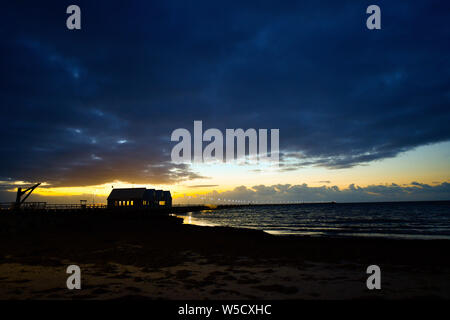 Plage de Busselton Jetty et nuages en après-midi, coucher du soleil, l'ouest de l'Australie Banque D'Images