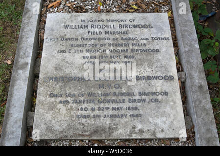 La famille tombe du maréchal william birdwood, commandant de la campagne de Gallipoli en 1915, cimetière de Twickenham, London, England Banque D'Images