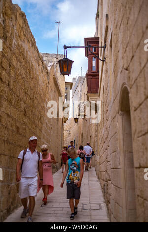 La ville de Mdina, Malte - 20 juillet, 2019. Scène de rue de Mdina, Malte - La ville silencieuse Banque D'Images