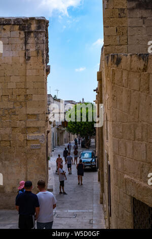 La ville de Mdina, Malte - 20 juillet, 2019. Scène de rue de Mdina, Malte - La ville silencieuse Banque D'Images