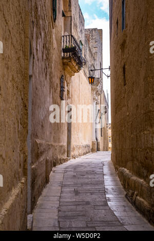 La ville de Mdina, Malte - 20 juillet, 2019. Scène de rue de Mdina, Malte - La ville silencieuse Banque D'Images