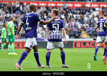 Anderlecht, Belgique. 28 juillet, 2019. Vincent Kompany d'Anderlecht et de yari Verschaeren d'Anderlecht en photo au cours de la Jupiler Pro League match day 1 entre le RSC Anderlecht et KV Oostende le 28 juillet 2019 à Anderlecht (Belgique) . Credit : Pro Shots/Alamy Live News Banque D'Images