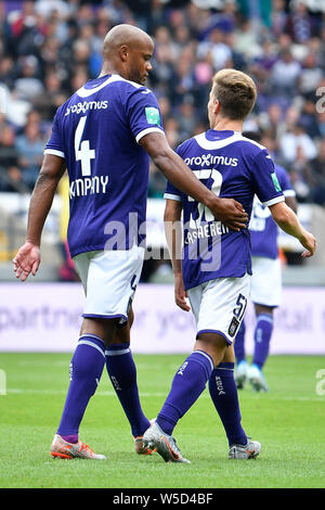 Anderlecht, Belgique. 28 juillet, 2019. Vincent Kompany d'Anderlecht et de yari Verschaeren d'Anderlecht en photo au cours de la Jupiler Pro League match day 1 entre le RSC Anderlecht et KV Oostende le 28 juillet 2019 à Anderlecht (Belgique) . Credit : Pro Shots/Alamy Live News Banque D'Images