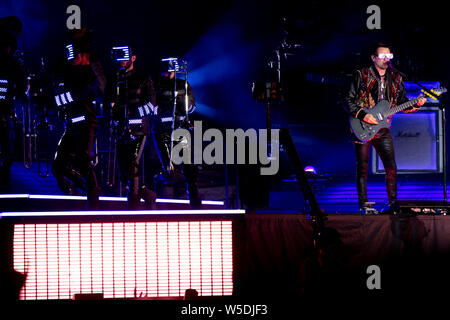 Madrid, Espagne. 26 juillet, 2019. Matthew Bellamy de Muse live à un concert de la théorie de la modalité 'World Tour' à la Wanda Metropolitano Stadium. Madrid, 26.07.2019 | Conditions de crédit dans le monde entier : dpa/Alamy Live News Banque D'Images