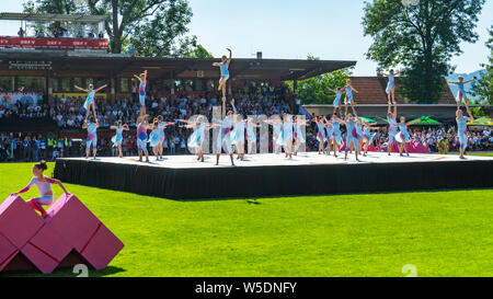 Der Eröffnungsfeier World Gymnaestrada 2019 à Dornbirn, Birkenwiesestadion, Österreich Banque D'Images