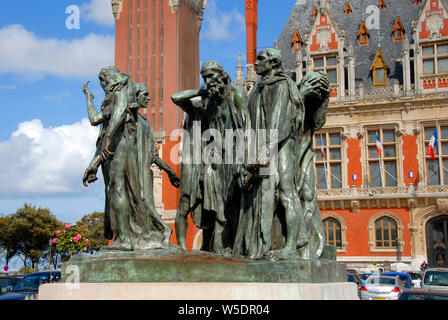 Les Bourgeois de Calais, le bronze de Rodin à l'extérieur de l'hôtel de ville, Calais, France Banque D'Images