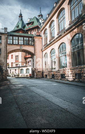SEMMERING AUTRICHE - l'ancien grand hôtel Suedbahnhotel a ouvert ses portes en 1882 a été faite après Semmering accessible par train. L'hôtel business terminé dans le Banque D'Images