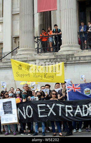 Londres, Royaume-Uni. 28 juillet 2019. Manifestation à Trafalgar Square pour se tenir à Hong Kong en protestation contre le projet de loi d'extradition. Banque D'Images